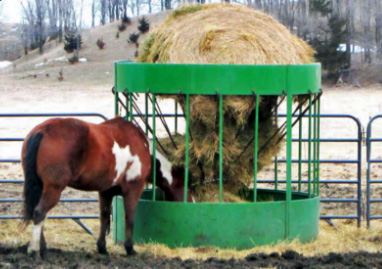THE-HAY-MANAGER-cow-hay-feeder